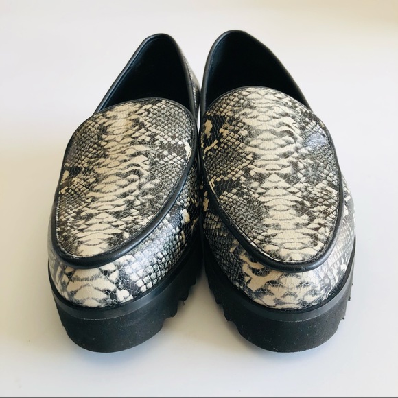 Donald J. Pliner ‘Enza’ Python Platform Loafers - Picture 5 of 12